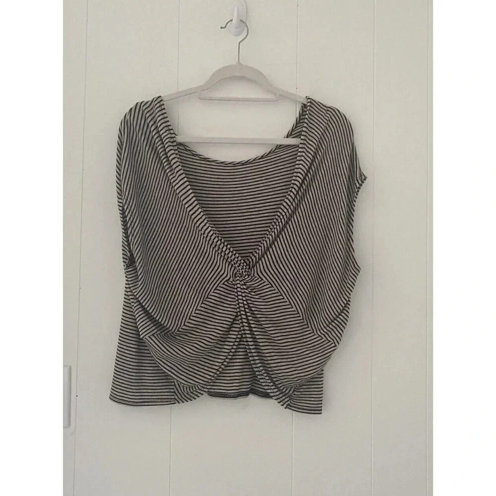 Final Touch Women's L Beige & Black Striped Ribbed Ruched Crop Tie